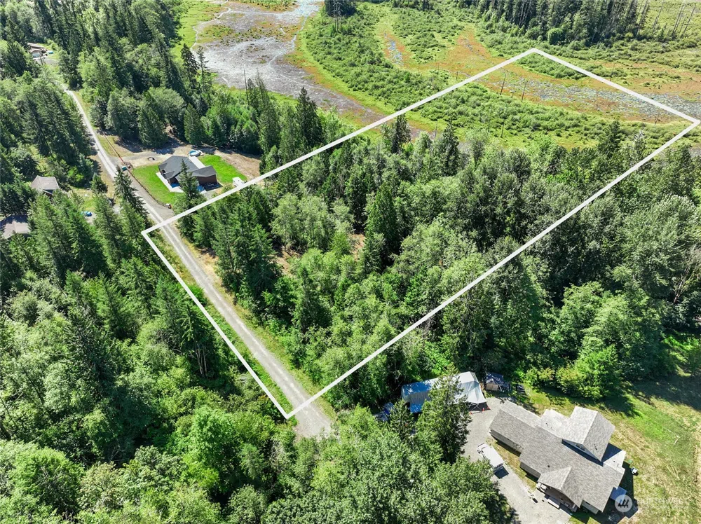 231 Oxbow Lake Lane Toledo, WA 98591