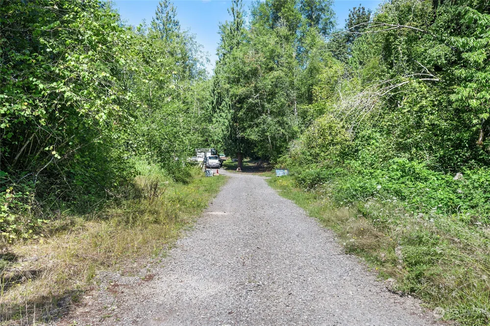 231 Oxbow Lake Lane Toledo, WA 98591