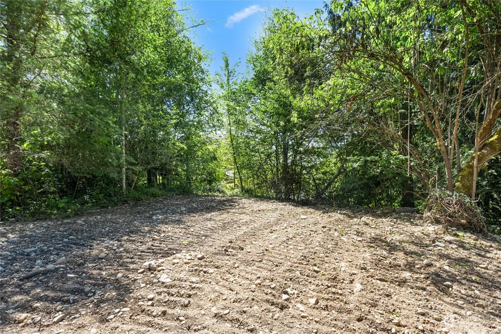 231 Oxbow Lake Lane Toledo, WA 98591