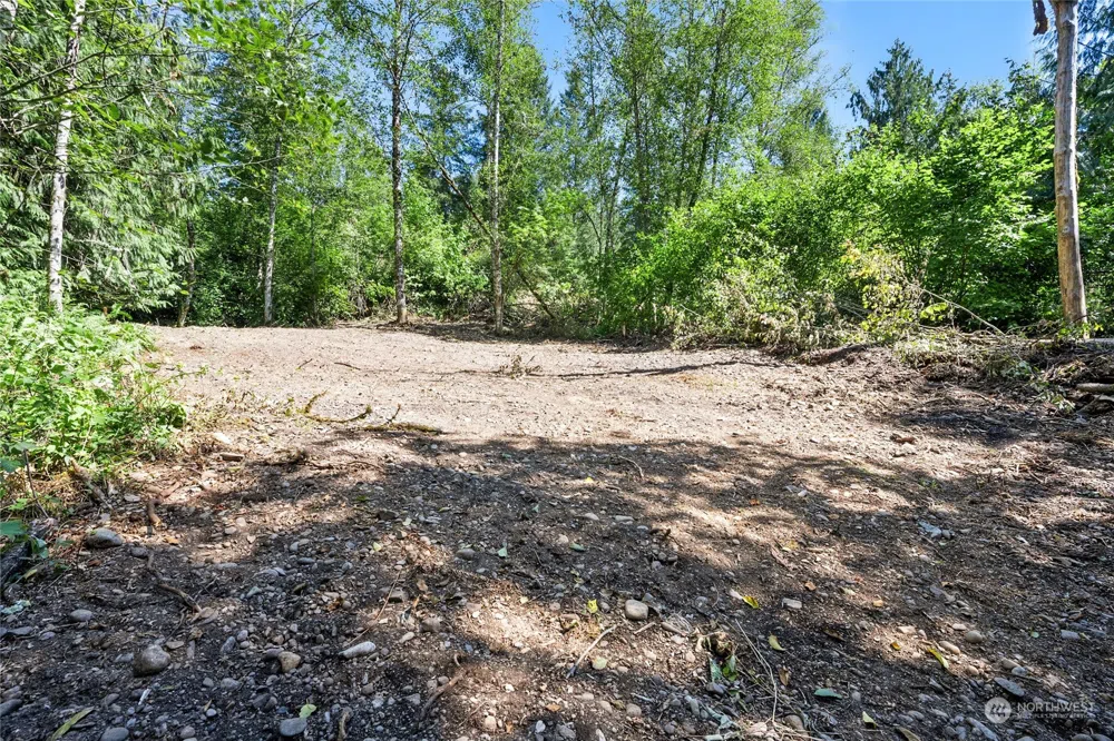 231 Oxbow Lake Lane Toledo, WA 98591