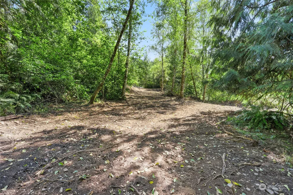 231 Oxbow Lake Lane Toledo, WA 98591