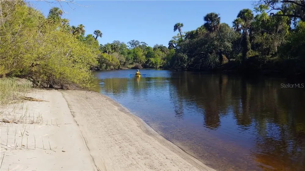 309 SHORE T ROAD Nokomis, FL 34275