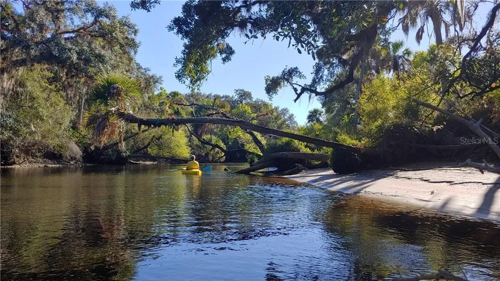 309 SHORE T ROAD Nokomis, FL 34275