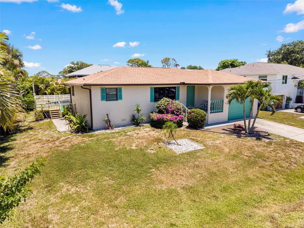 309 SHORE T ROAD Nokomis, FL 34275