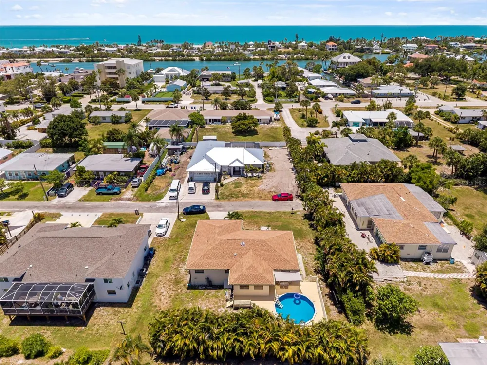 309 SHORE T ROAD Nokomis, FL 34275
