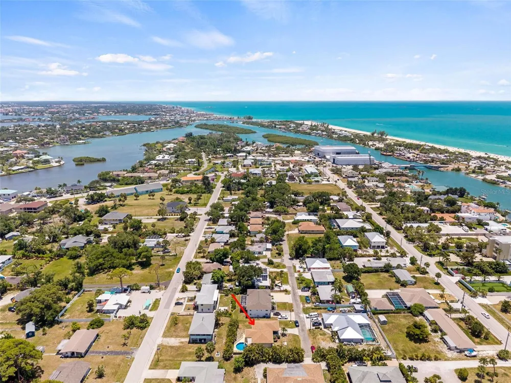 309 SHORE T ROAD Nokomis, FL 34275