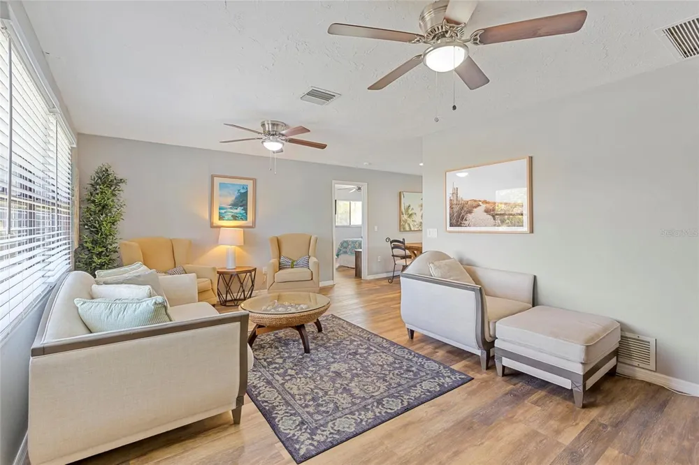 309 SHORE T ROAD Nokomis, FL 34275