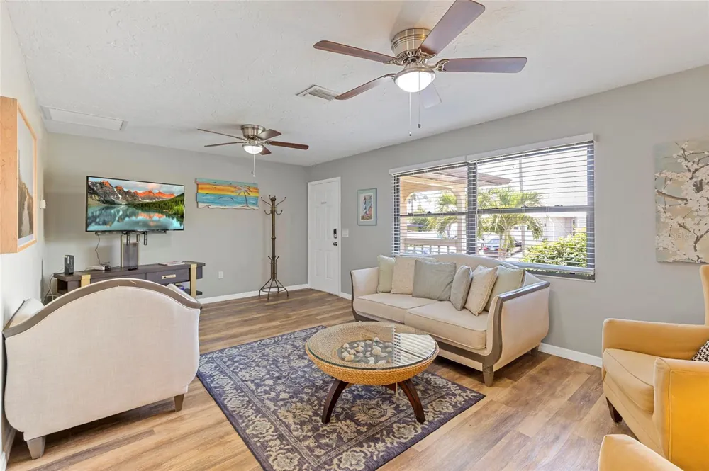 309 SHORE T ROAD Nokomis, FL 34275