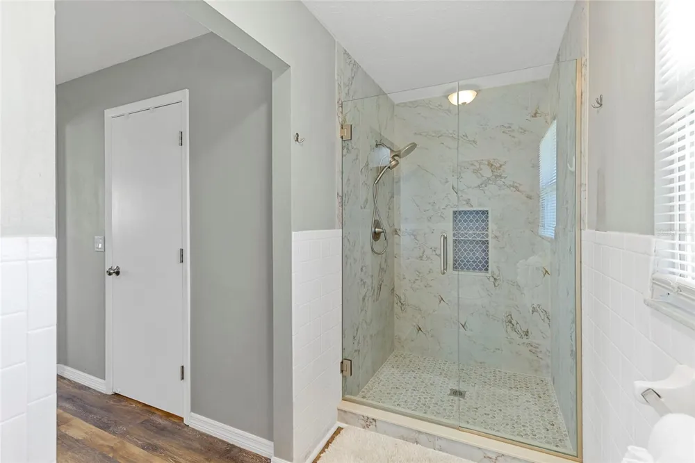 309 SHORE T ROAD Nokomis, FL 34275