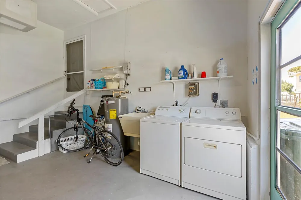 309 SHORE T ROAD Nokomis, FL 34275