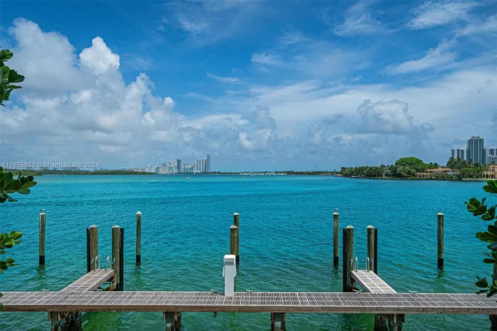 1135 103 St #202 Bay Harbor Islands, FL 33154