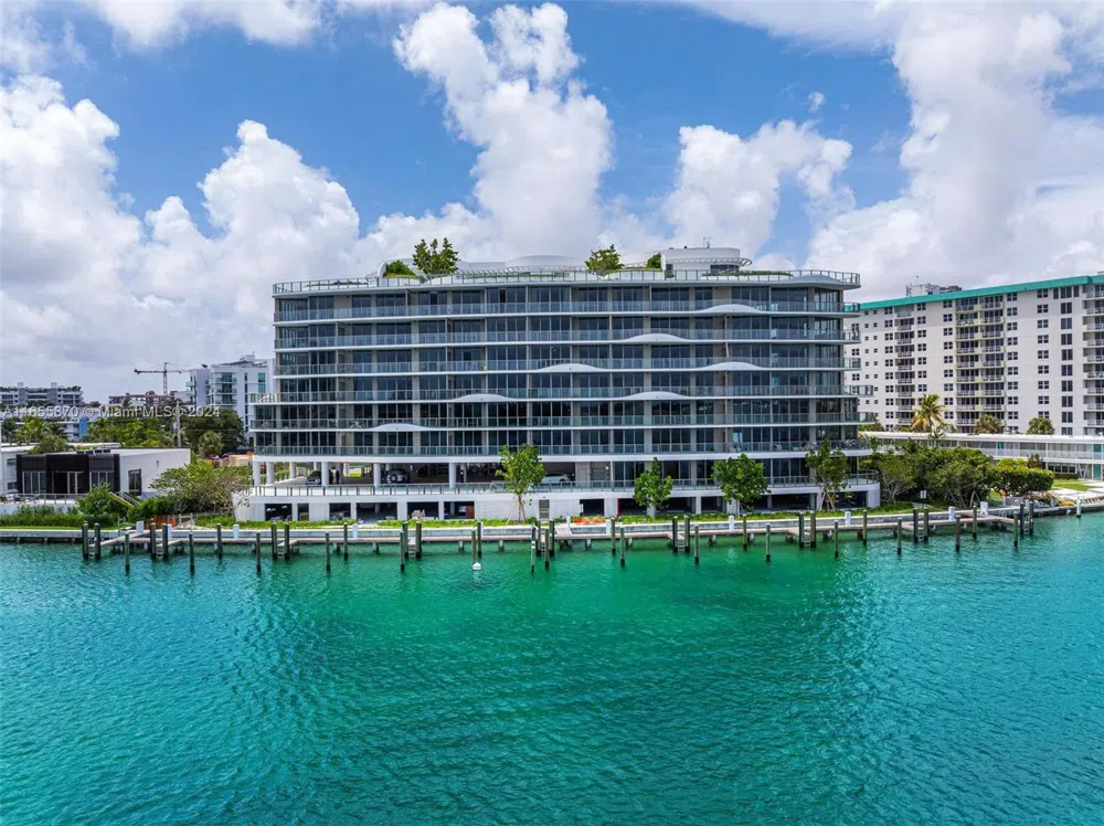 1135 103 St #202 Bay Harbor Islands, FL 33154