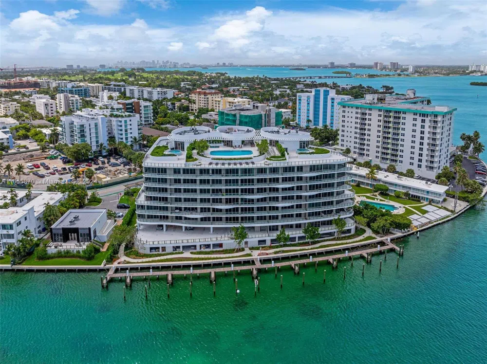 1135 103 St #202 Bay Harbor Islands, FL 33154