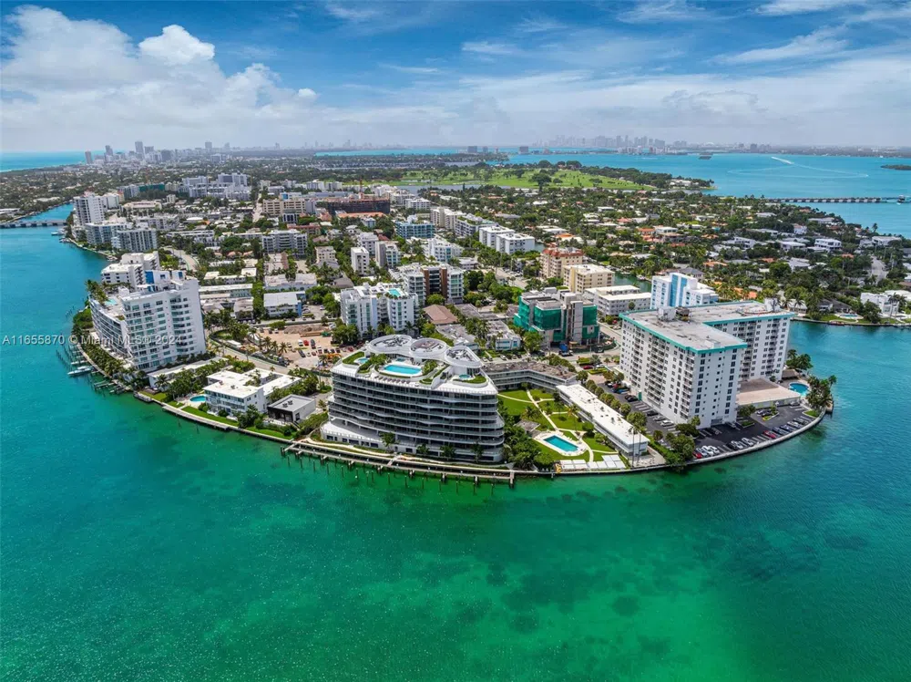 1135 103 St #202 Bay Harbor Islands, FL 33154