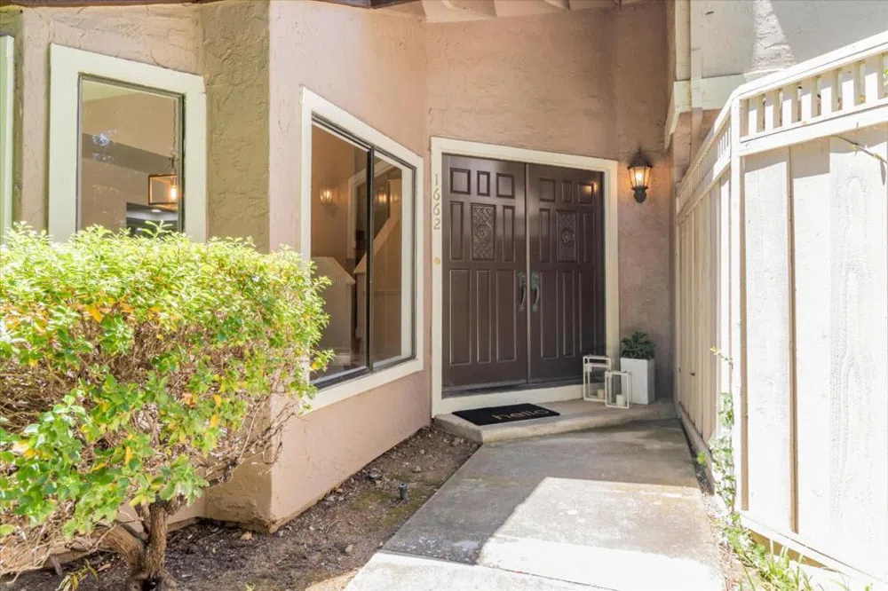 1662 Las Piedras Court Los Gatos, CA 95032