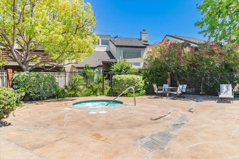 1662 Las Piedras Court Los Gatos, CA 95032