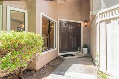 1662 Las Piedras Court