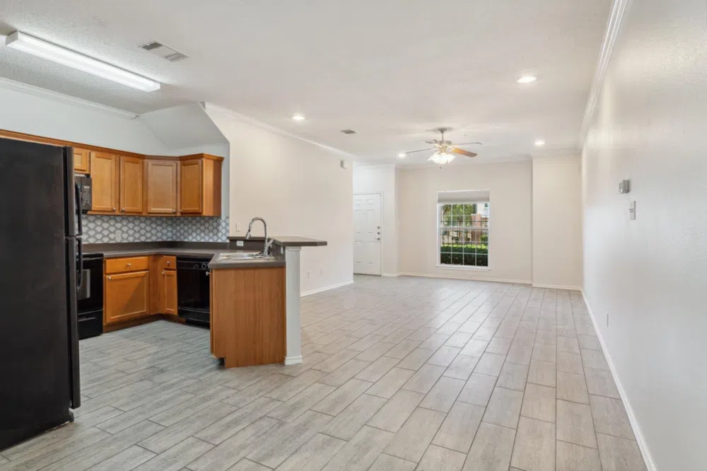 2104 Main Street Lubbock, TX 79401