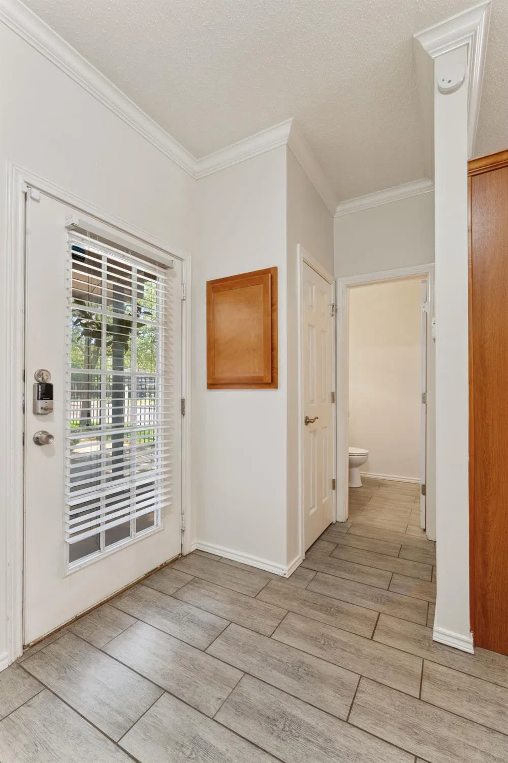 2104 Main Street Lubbock, TX 79401