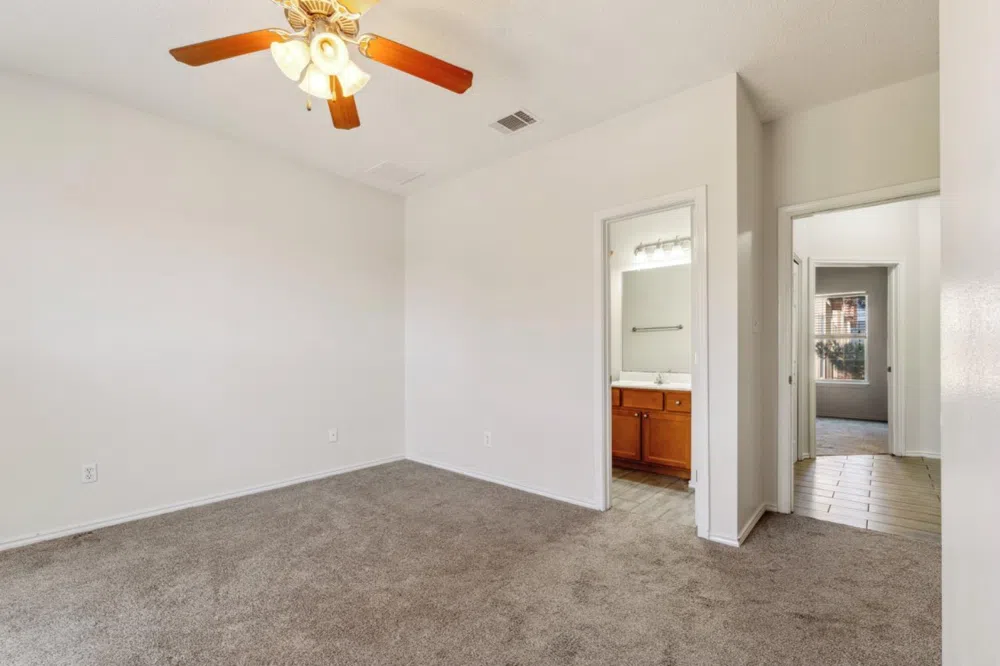 2104 Main Street Lubbock, TX 79401