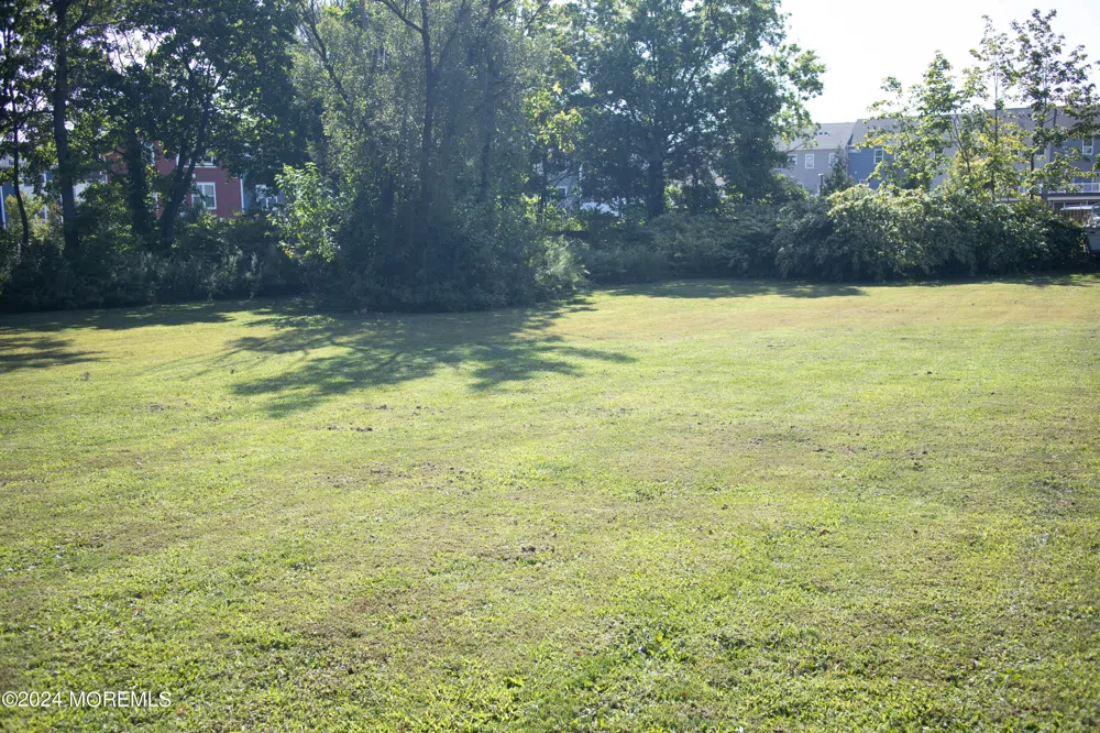 193 Cliffwood Avenue Cliffwood, NJ 07721