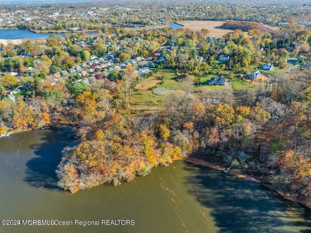 6 Buchhop Lane Red Bank, NJ 07701