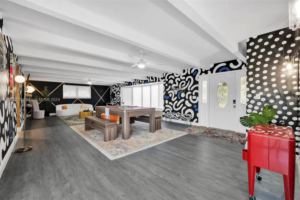 5830 NE 14th Rd Fort Lauderdale, FL 33334