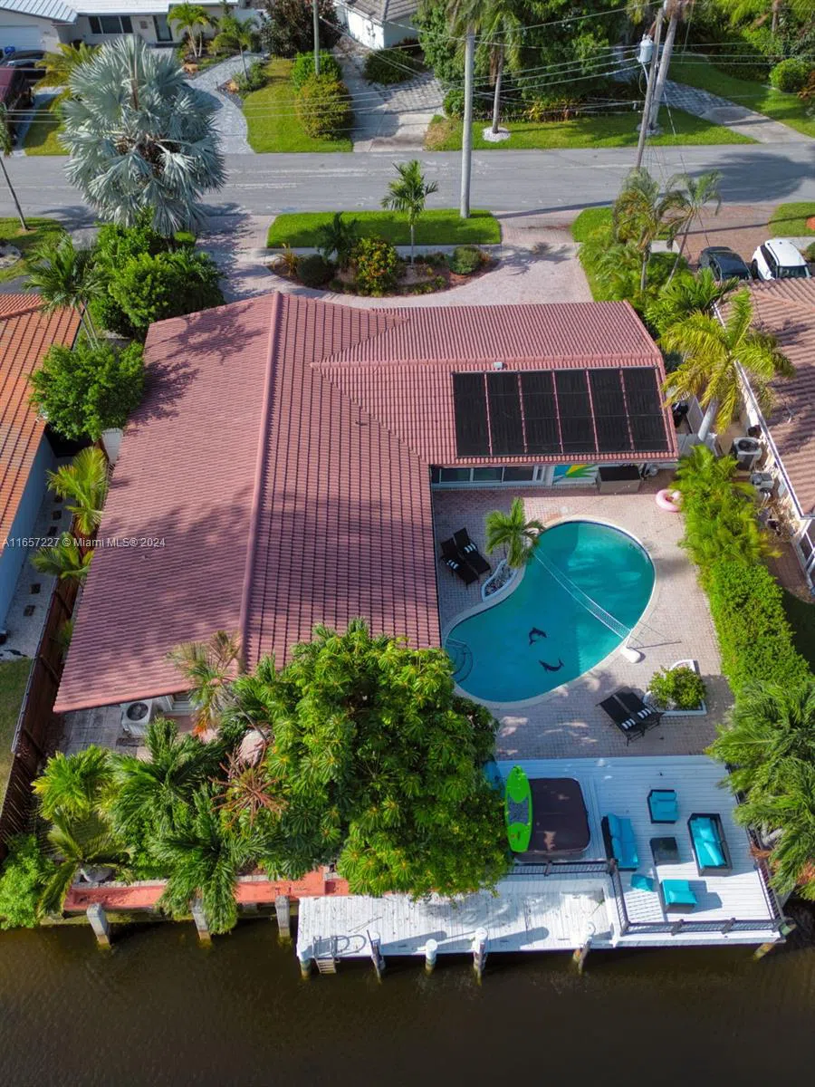 5830 NE 14th Rd Fort Lauderdale, FL 33334