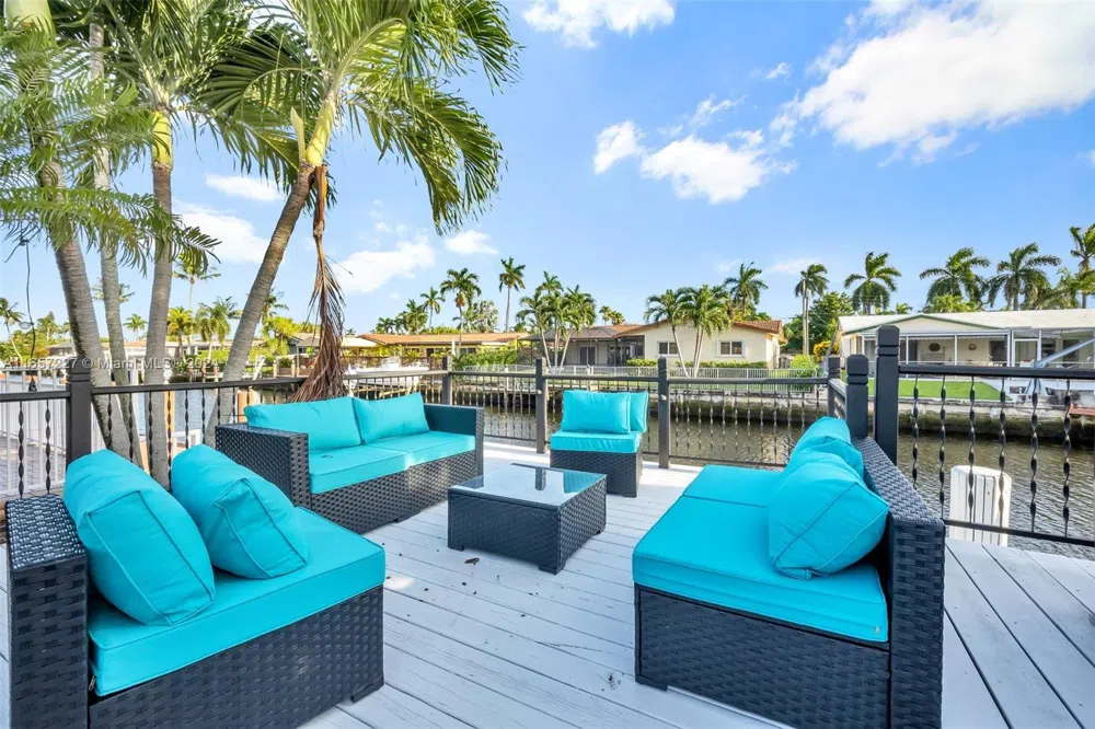 5830 NE 14th Rd Fort Lauderdale, FL 33334