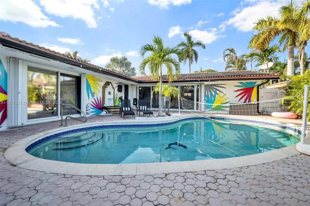 5830 NE 14th Rd Fort Lauderdale, FL 33334