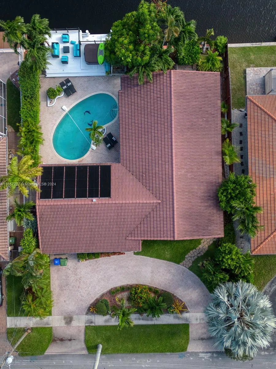 5830 NE 14th Rd Fort Lauderdale, FL 33334