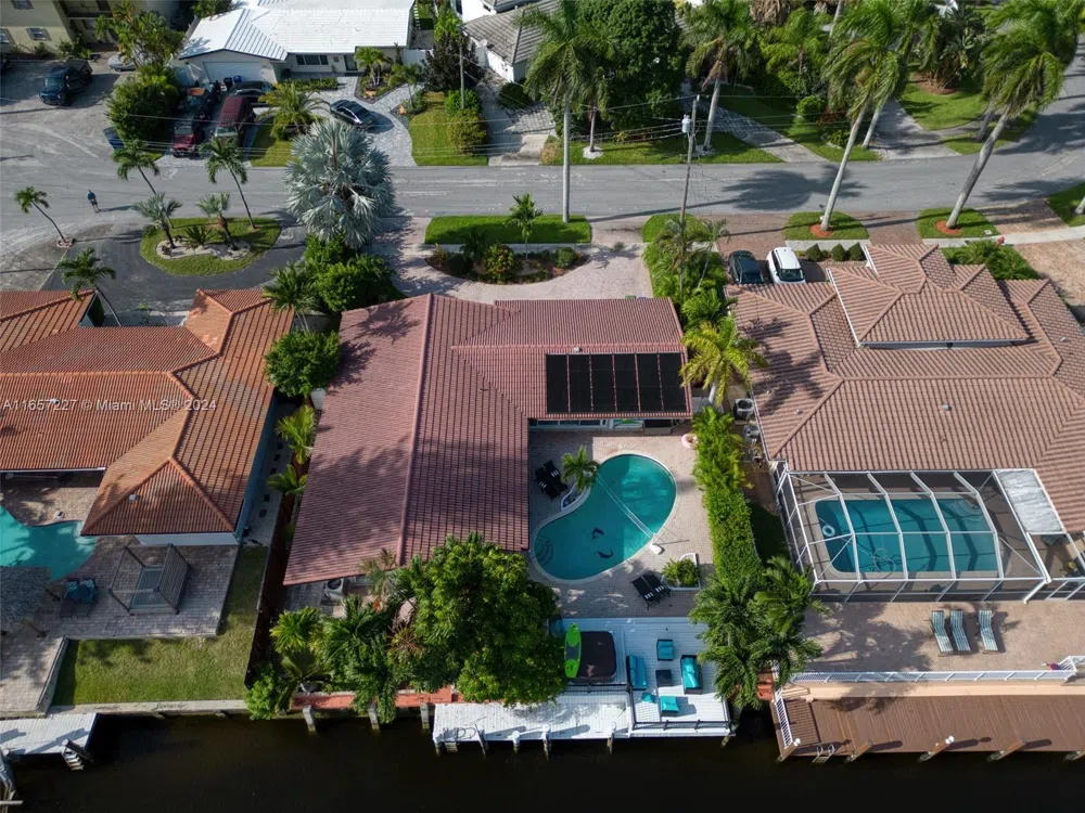 5830 NE 14th Rd Fort Lauderdale, FL 33334