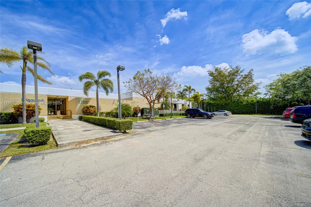 8950 SW 152nd St Suite Q Palmetto Bay, FL 33157