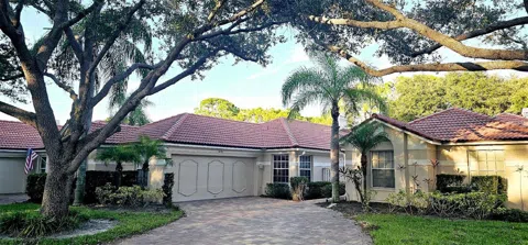 4026 LYNDHURST COURT #13