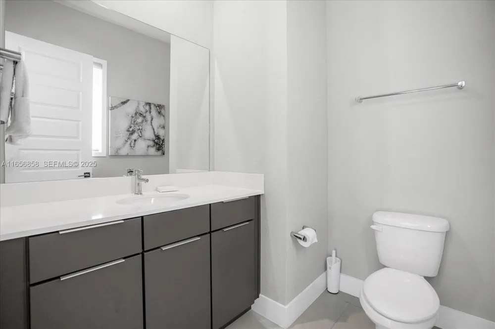 7740 Sandy Ridge Dr #112 Kissimmee, FL 34747