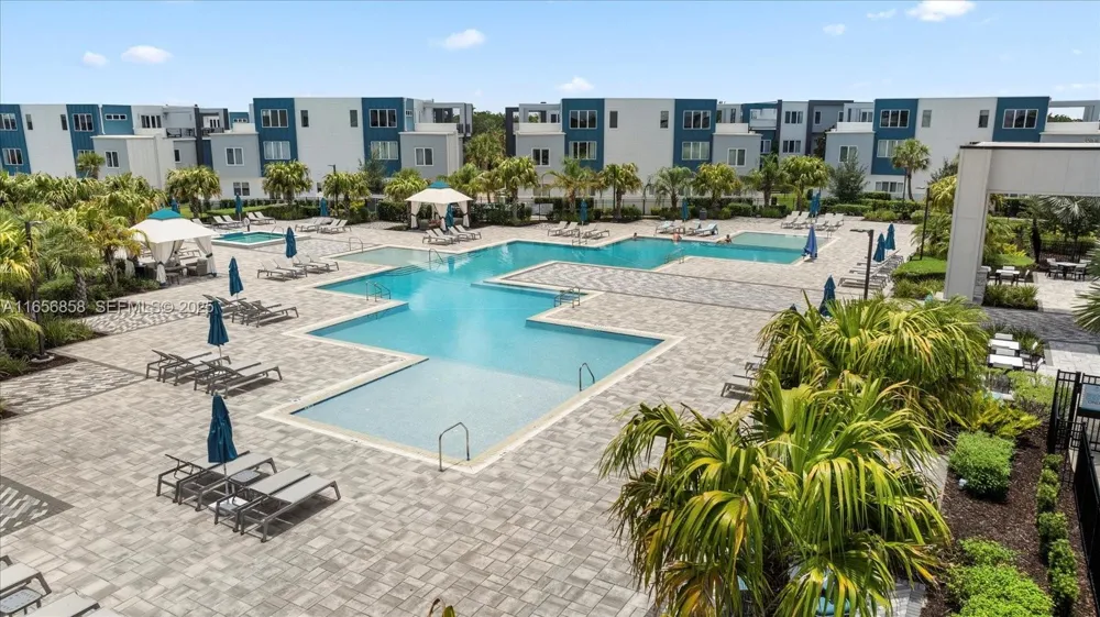 7740 Sandy Ridge Dr #112 Kissimmee, FL 34747