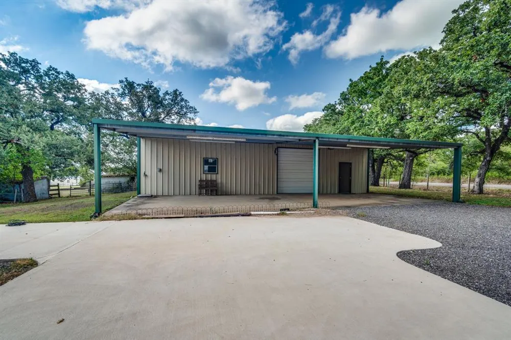3754 Ft Graham Road West, TX 76691