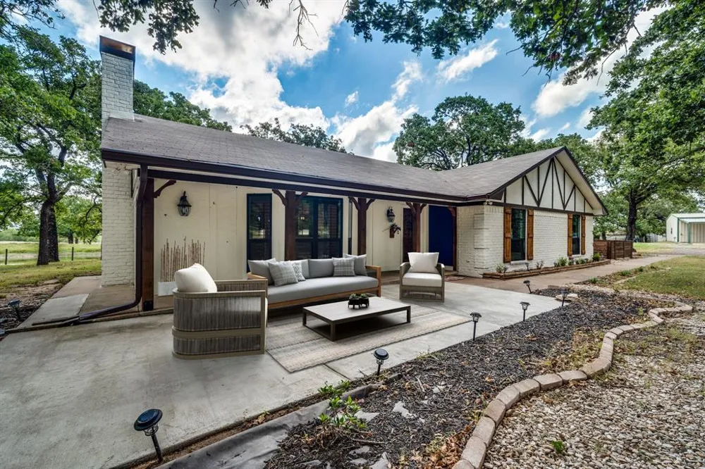3754 Ft Graham Road West, TX 76691