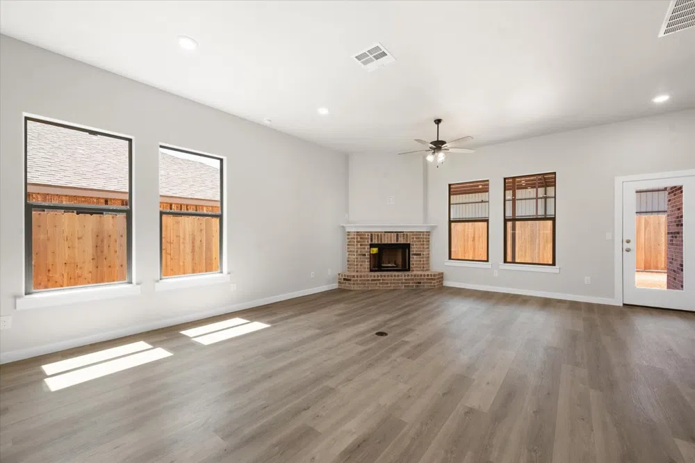 2602 Tiffin Avenue Lubbock, TX 79407