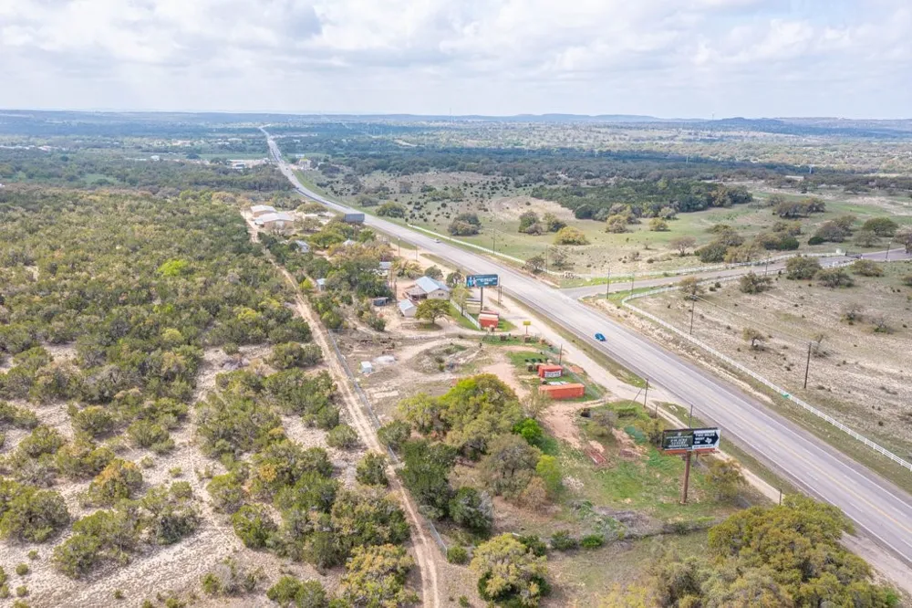12102 Us Highway 281 Round Mountain, TX 78663