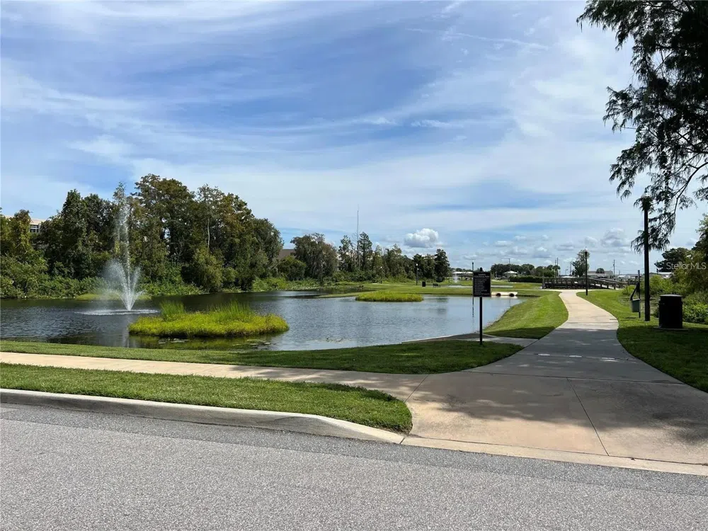 W RUBY STREET Tavares, FL 32778