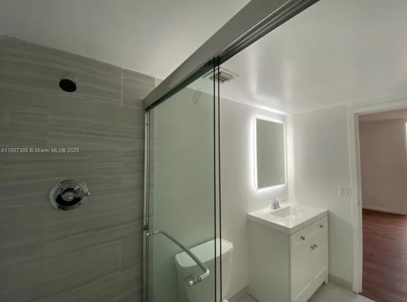 13499 Biscayne Blvd #1507 North Miami, FL 33181