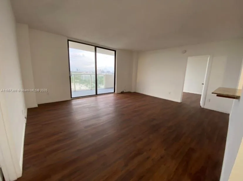 13499 Biscayne Blvd #1507 North Miami, FL 33181
