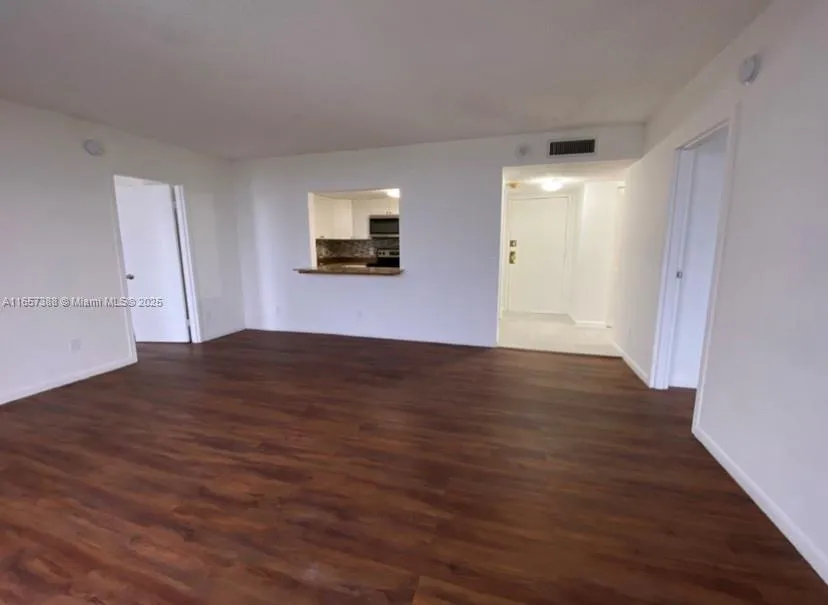 13499 Biscayne Blvd #1507 North Miami, FL 33181