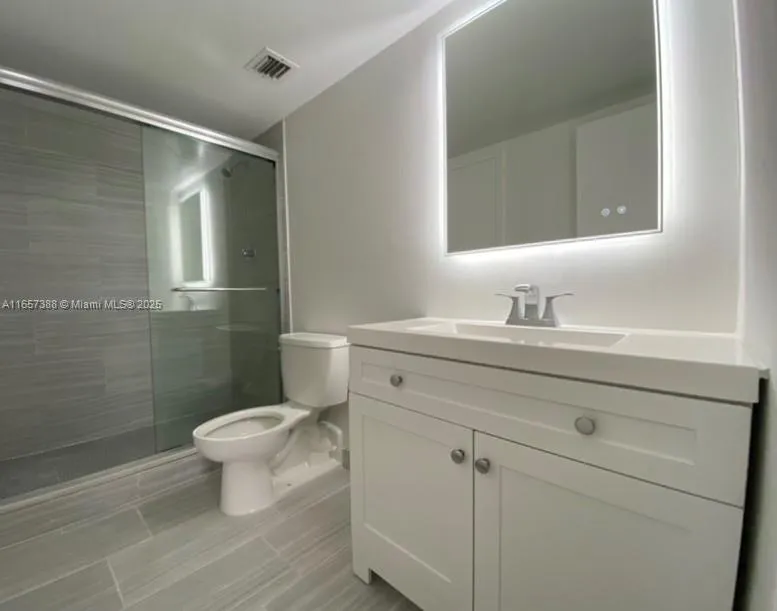13499 Biscayne Blvd #1507 North Miami, FL 33181