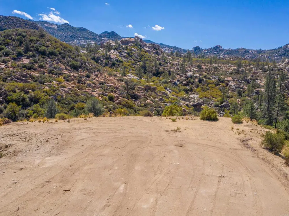 60833 Table Mountain Rd Mountain Center, CA 92561