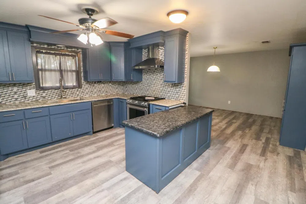 723 E 11th Street Littlefield, TX 79339