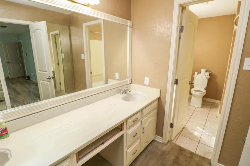 723 E 11th Street Littlefield, TX 79339