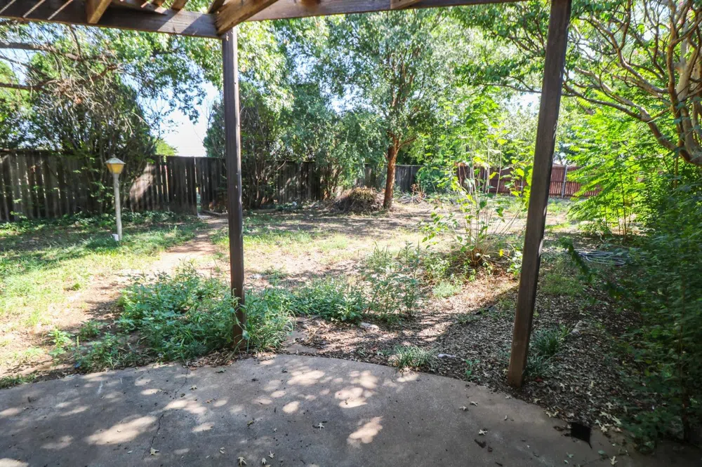 723 E 11th Street Littlefield, TX 79339
