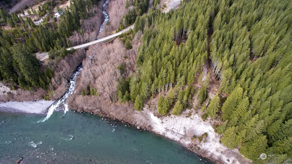 2 Lahar Lane Cougar, WA 98616